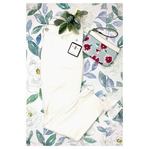 🔥Ann Taylor Loft White Modern Skinny Jeans 4/27